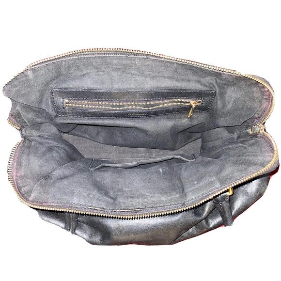 Marc Jacobs Leather Shoulder Bag - Picture 5 of 16